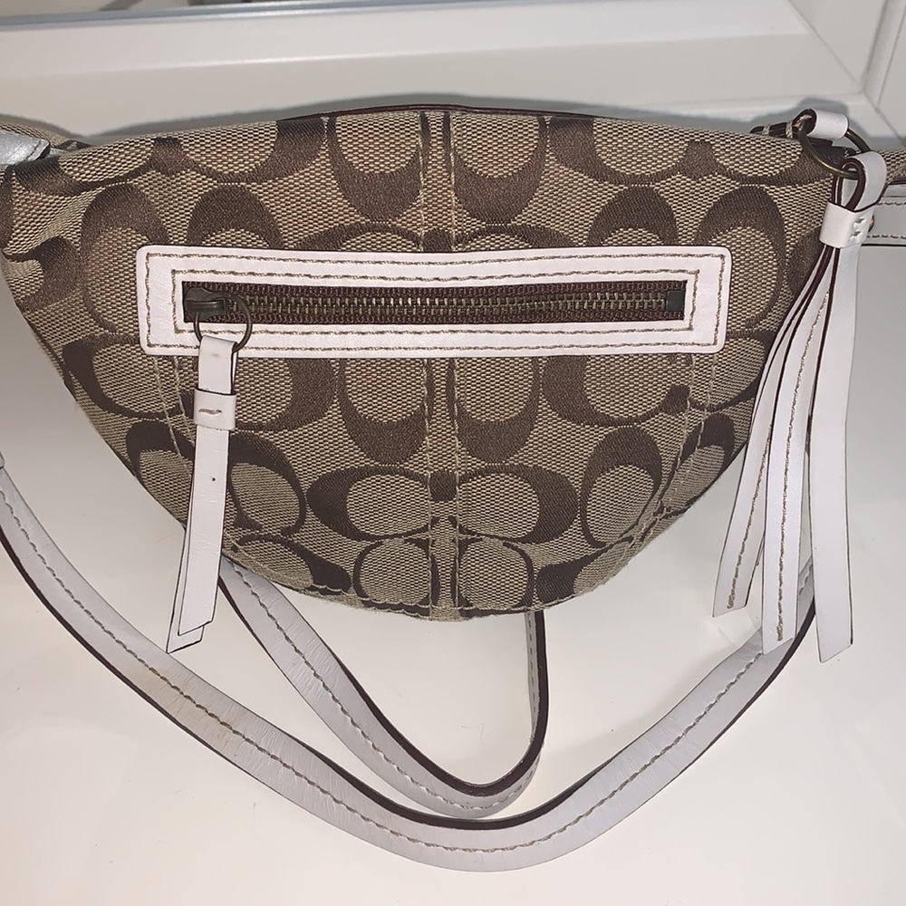 Coach Crossbody - Picture 6 of 7